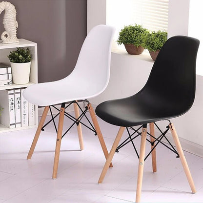 Silla Eames Minimalista 50% OFF